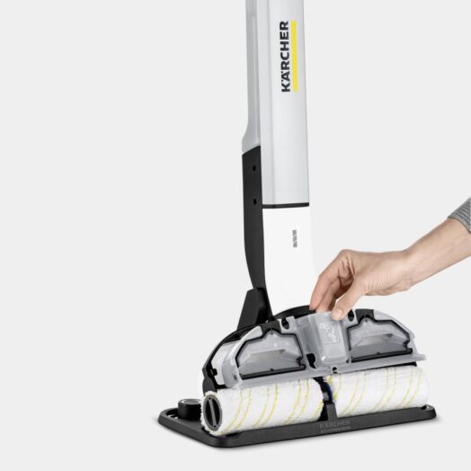 Акумулаторна машина за миене на твърд под Karcher EWM 2 - Image 2