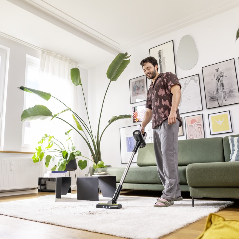 Удобна акумулаторна прахосмукачка Karcher VCS 3 Nano - Image 5