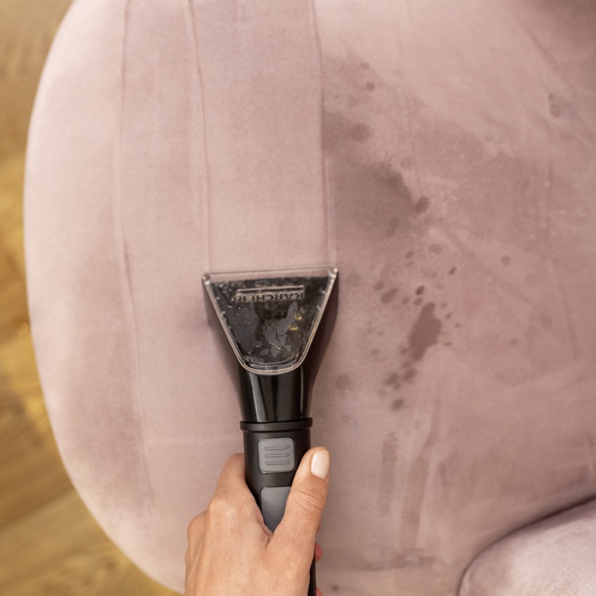 Компактна машина за пране на тапицерии Karcher SE 2 Spot - Image 6