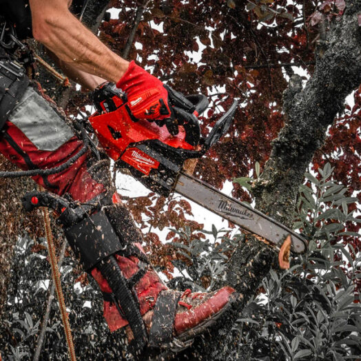 Акумулаторен верижен трион Milwaukee M18FTHCHS30-0 18V 30cm - Image 8