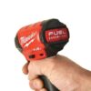 Комплект компактен винтоверт зарядно куфар и 2 батерии Milwaukee M12FID-202X 12V 147Nm - Image 3
