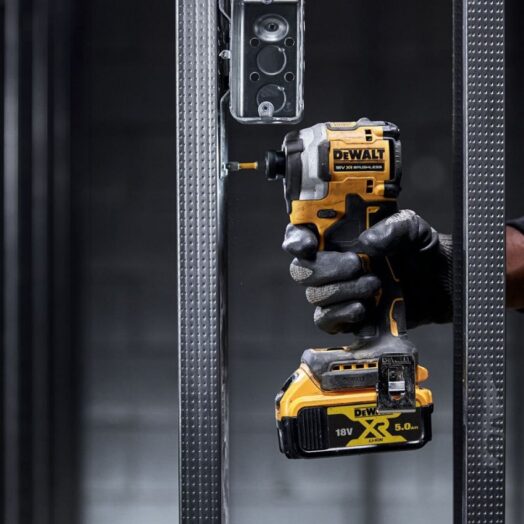 Ударен винтоверт с куфар DeWALT DCF850NT 18V 205Nm - Image 2