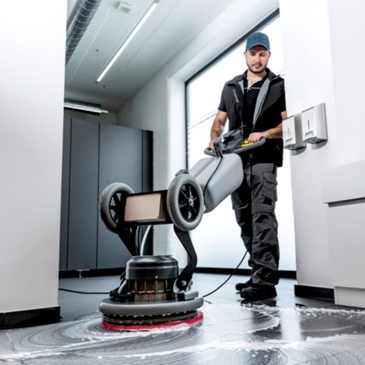 Еднодискова подопочистваща машина с резервоар Karcher BDS 43 Orbital C Spray - Image 9