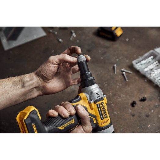 Акумулаторна нитачка DeWALT DCF414NT, 18V - Image 9