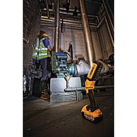 Акумулаторен фенер DeWALT DCL050 - Image 5