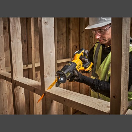 Акумулаторен саблен трион DEWALT DCS382N, 18V - Image 4