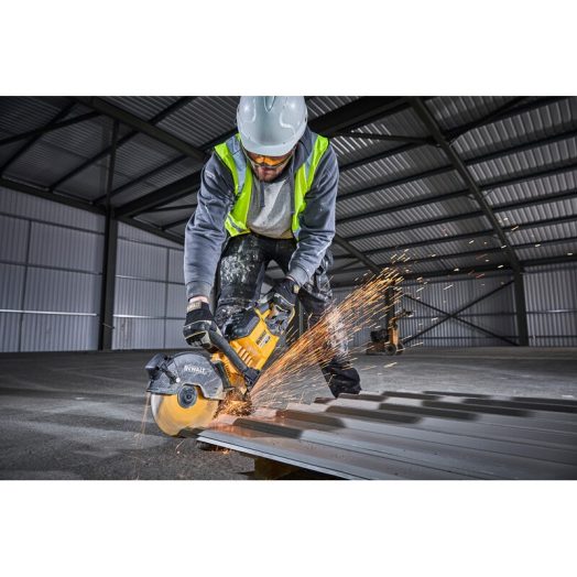 Акумулаторен циркуляр за рязане на бетон, тухли и зидария DeWALT DCS690N, 54 V - Image 9