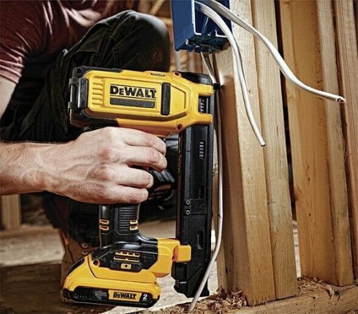 Такер акумулаторен за монтаж на кабели DEWALT DCN701N - Image 6