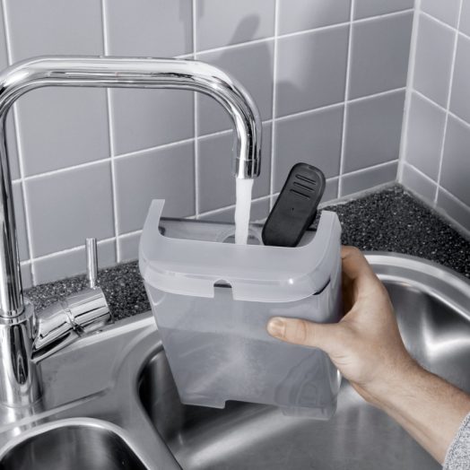 Акумулаторна компактна машина за пране на килими и тапицерии Karcher Puzzi 2/1 Bp - Image 2